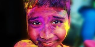 Measures to avoid and remove Holi colors