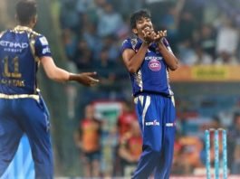 IPL 10: मुंबई इंडियंस ने SRH का विजय रथ रोका, 4 विकेट से धूल चटाई Mumbai Indians stopped the victory of the SRH