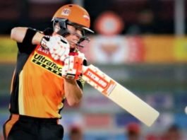 हैदराबाद की जीत में चमके वार्नर, बना डाले कई रिकॉर्ड david warner records