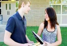 अपनी पहली डेट पर कभी न पूछें ये सवाल Never ask these questions on your first date