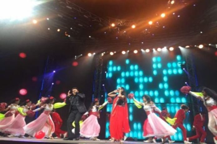 सलमान खान ने सिडनी में दिखाया अपना जलवा Salman Khan showed up in Sydney