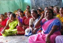 महिलाएं अपने अधिकारों के प्रति जागरूक हों।। Women