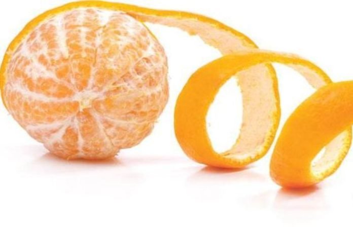 संतरे के छिलके Orange peel