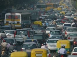 शहरों में बढ़ती वाहन संख्या Traffic in Delhi