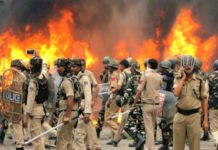 प्रशासन की नाकामी को बयाँ करता, आसमां में उठता काला धुआँ hariyan pulice fail
