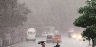 Masti in Rain