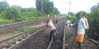 Karna me chatki patri