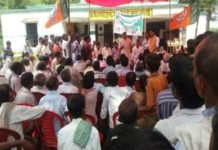 आजादी के बाद से बिजली और सड़क को तरसते गांव वालो का, सांसद को ज्ञापन MLA Anshul Verma