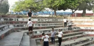 Clean campaign of supporters of Naresh Agarwal