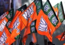गुजरात विधानसभा चुनाव 2017: बीजेपी ने जारी की प्रत्याशियों की पहली लिस्ट BJP