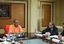 लखनऊ दौरे पर बिल गेट्स, उत्तर प्रदेश के मुख्यमंत्री योगी आदित्यनाथ से की मुलाकात Bill Gates and Yogi Aaditya Nath