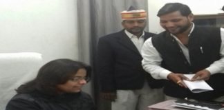 कासगंज की हिंसा के सम्बंध में योगी सेना ने सौपा ज्ञापन