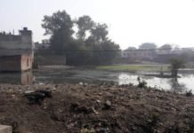 First put garbage on Talobo land in Hardoi district and then build the building