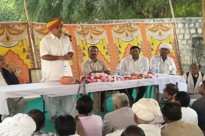 पूर्व सांसद शिव विधायक ने की जनसुनवाई
