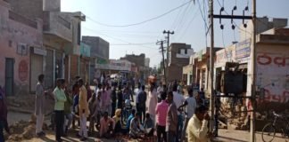 केसरिसिंहपुर में गौरव पथ निर्माण में लापरवाही पर तनातनी