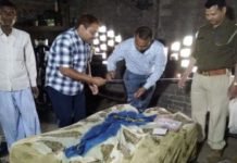 हरदोई से मिलावटी सरसों का तेल की खेप बरामद, नमूने भरकर कराई जायेगी जांच मिलावटी सरसों का तेल की खेप बरामद, नमूने भरकर कराई जायेगी जांच
