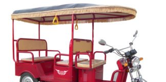 स्व-सहायता समूह की महिलाओं को मिलेगा ई-रिक्शा