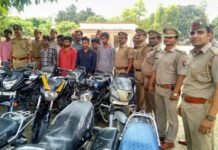 हरदोई में पुलिस टीम व स्वाट टीम ने बाइक चोरी करने वाले गैंग का किया खुलासा Up Police