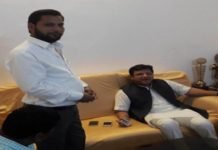 योगी सेना के जिलाध्यक्ष ने सदर विधायक से मिलकर गिनाई समस्याएं सदर विधायक नितिन अग्रवाल