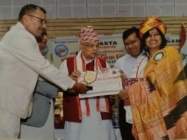 शिक्षिका व समाज सेविका रेनू शर्मा को दिल्ली में कर्म श्री अवार्ड से किया सम्मानित Renu Sharma