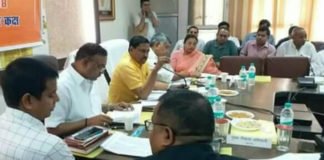 कारोबारियों को नोटिस के मामले में ADA बैकफुट पर