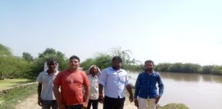 कानपुर देहात की एक सडक इतनी बुरी तरीके से खराब पडी है