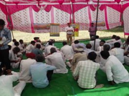 दतवास में जुटे 20 गाँव के किसान, समर्थन मूल्य पर फसल खरीदने की मांग